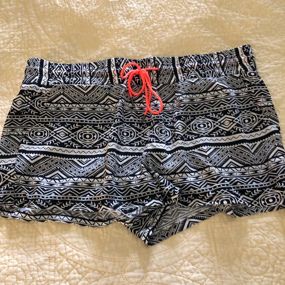 Kiss & Cry Shorts